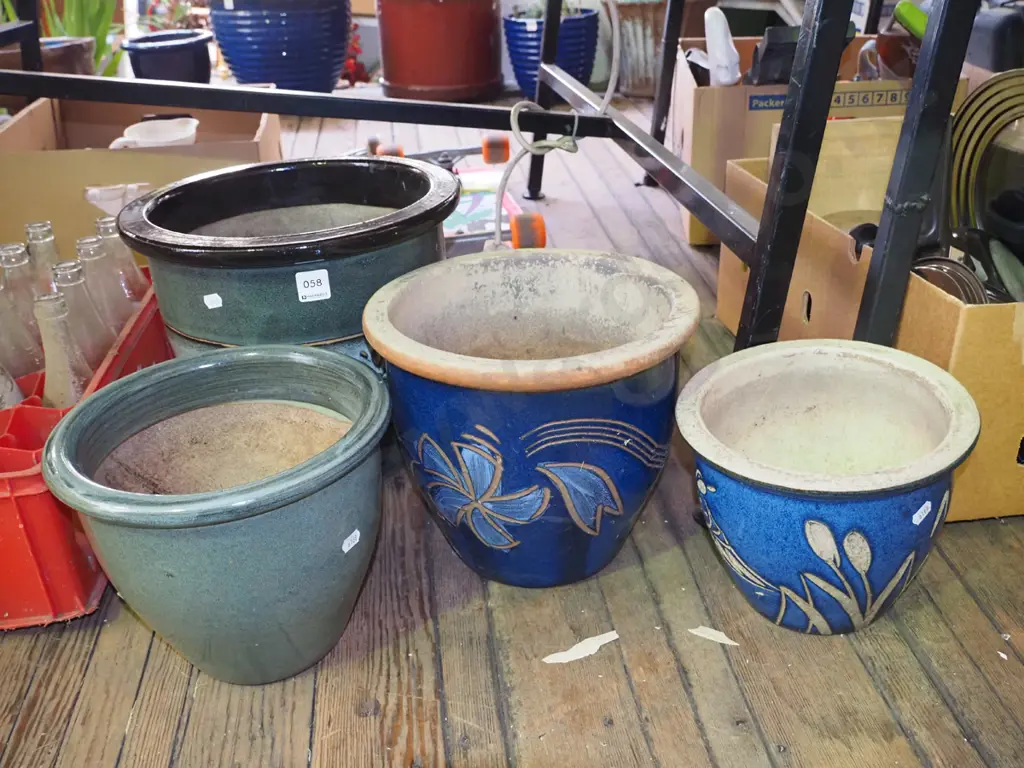 4x garden planters Largest H-270 Diam-300 Image 1++