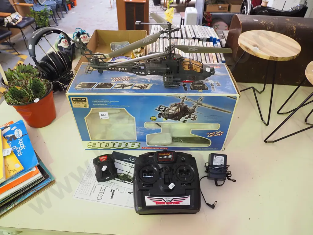 radio control helicopter Image 1++