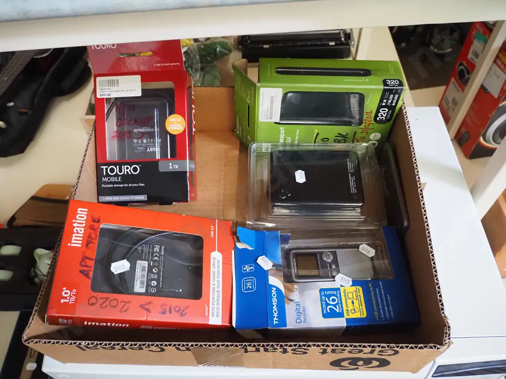 dictaphone, portable hard drives Image 1++