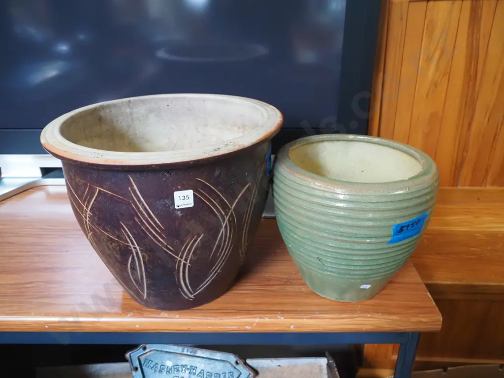 2x glazed garden planters Largest H-310 Diam-380 Image 1++