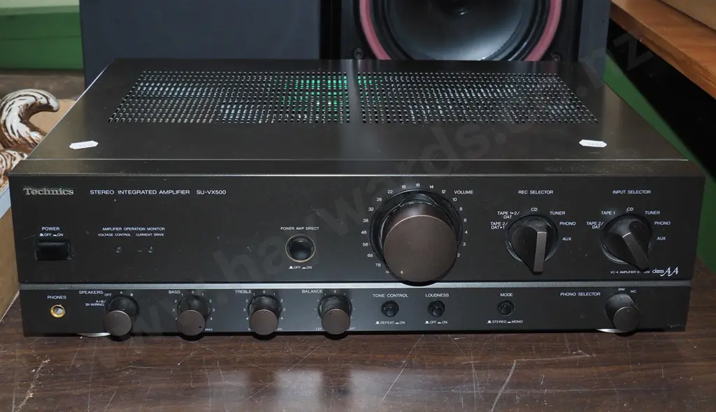 Technics SU-VX500 amp and a pair of B+W DM320 speakers Image 1++