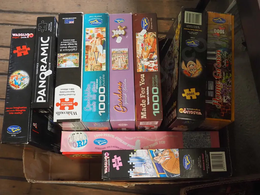 box of puzzles Image 1++