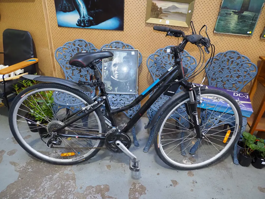 Avanti road bike Image 1++