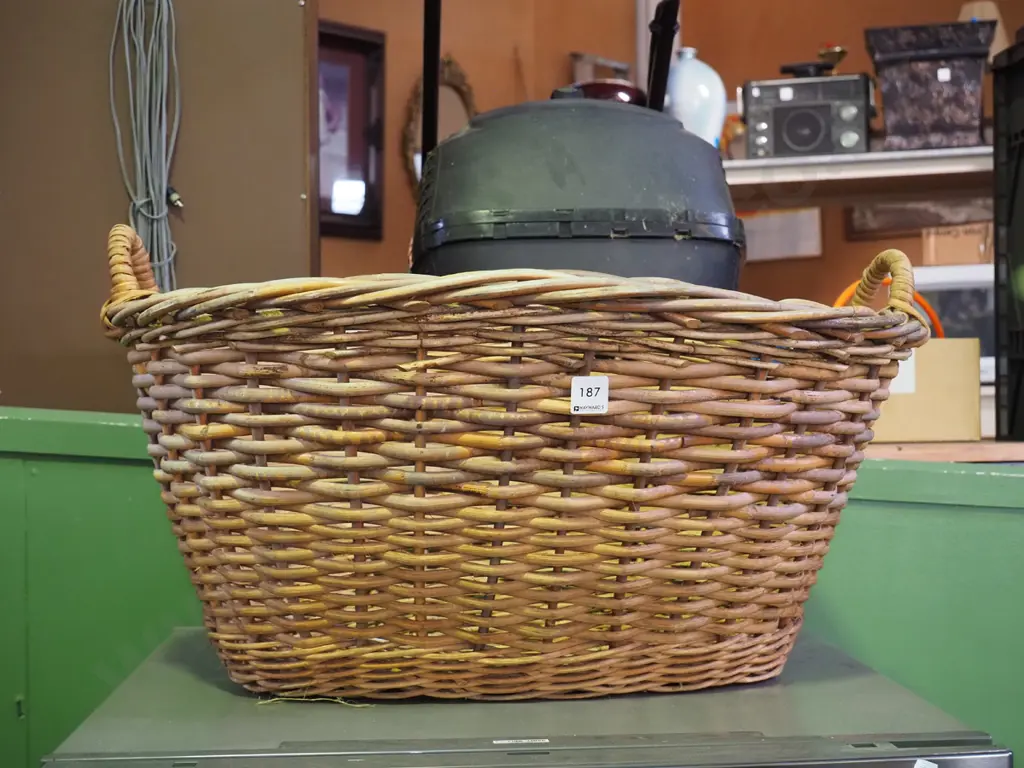 cane laundry hamper Image 1++