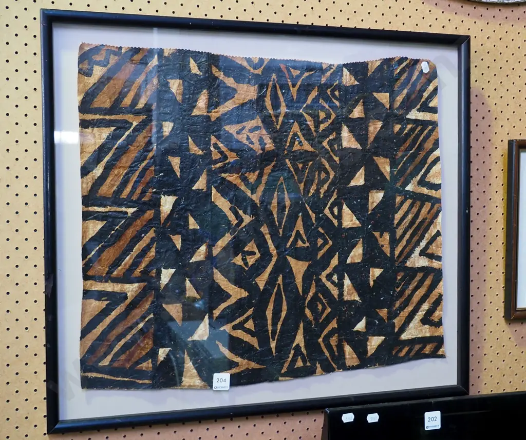 framed tapa cloth Image 1++