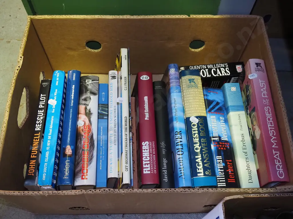 box of books Image 1++