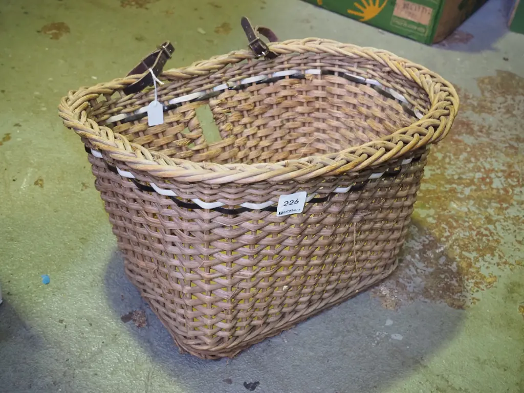 cane basket for bike handle bars Image 1++