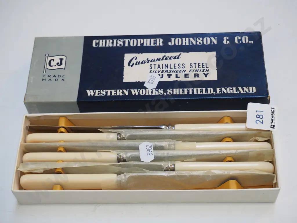 boxed 6 bone handled knives Image 1++