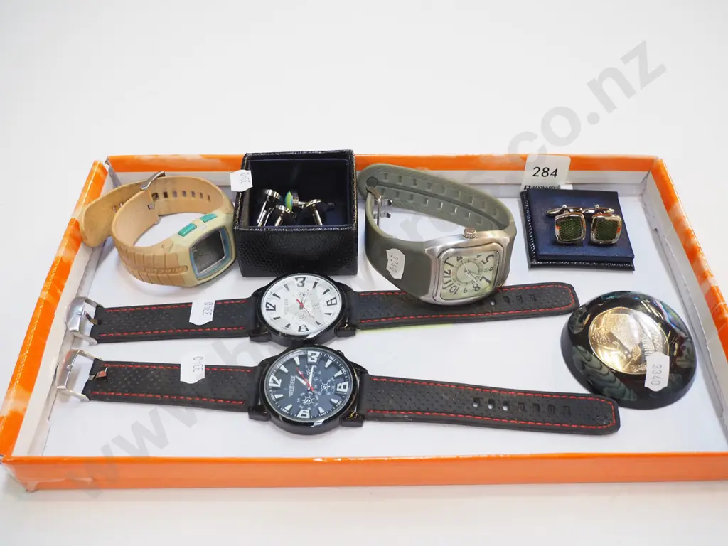 box; wristwatches, paperweight, cuff links Image 1++