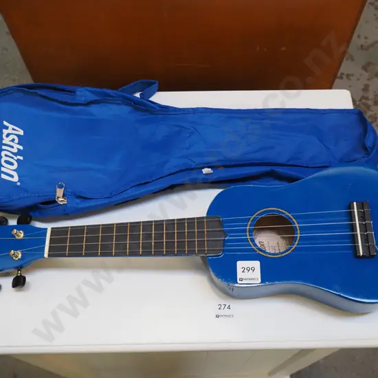 Ashton ukelele