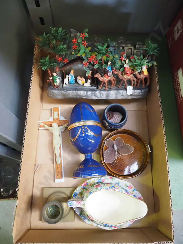 box; ceramic egg, plastic nativity scene, crucifix etc Image 1++