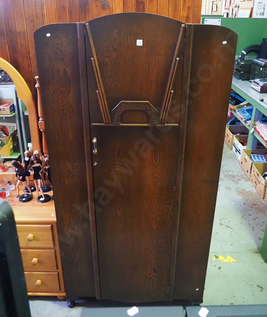 deco oak single door wardrobe H-1920 W-930 D-530 key in office Image 1++