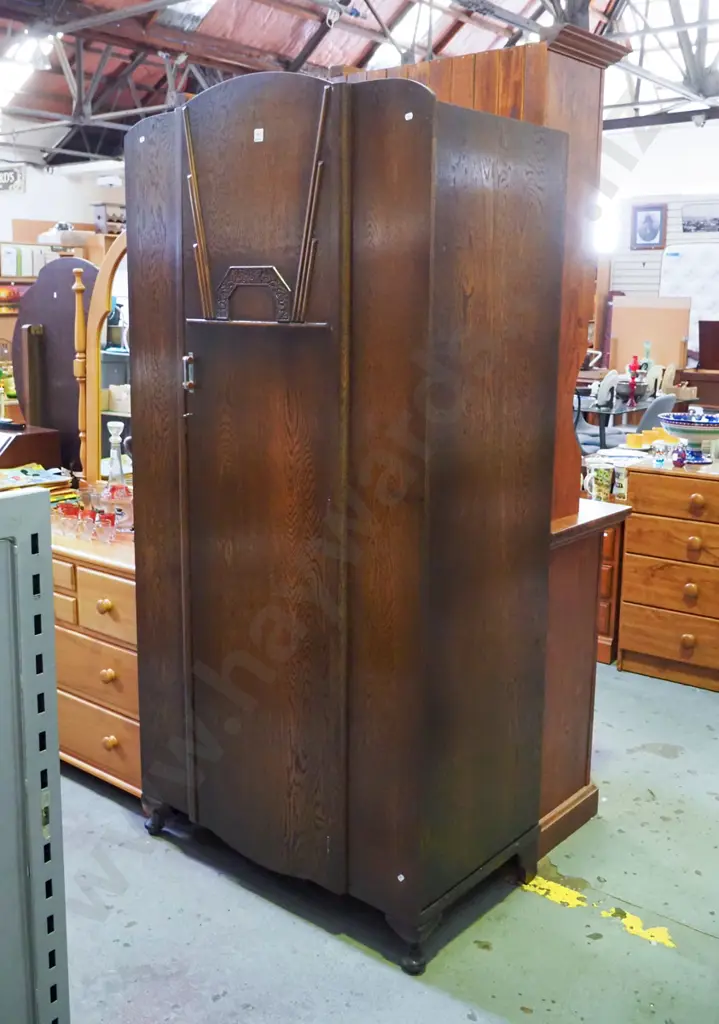 deco oak single door wardrobe H-1920 W-930 D-530 key in office Image 1++