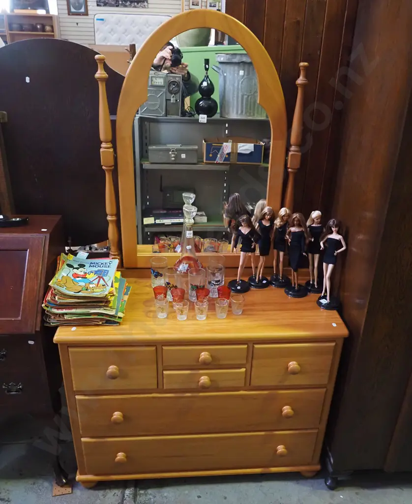 solid rimu 6 drawer mirror back dresser H-1680 W-970 D-420 Image 1++