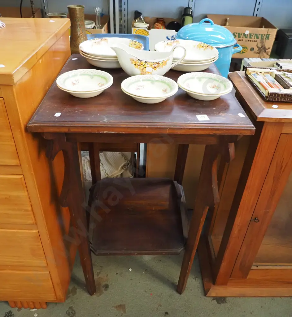 dark stained wooden 2 tier lamp table H-810 Image 1++