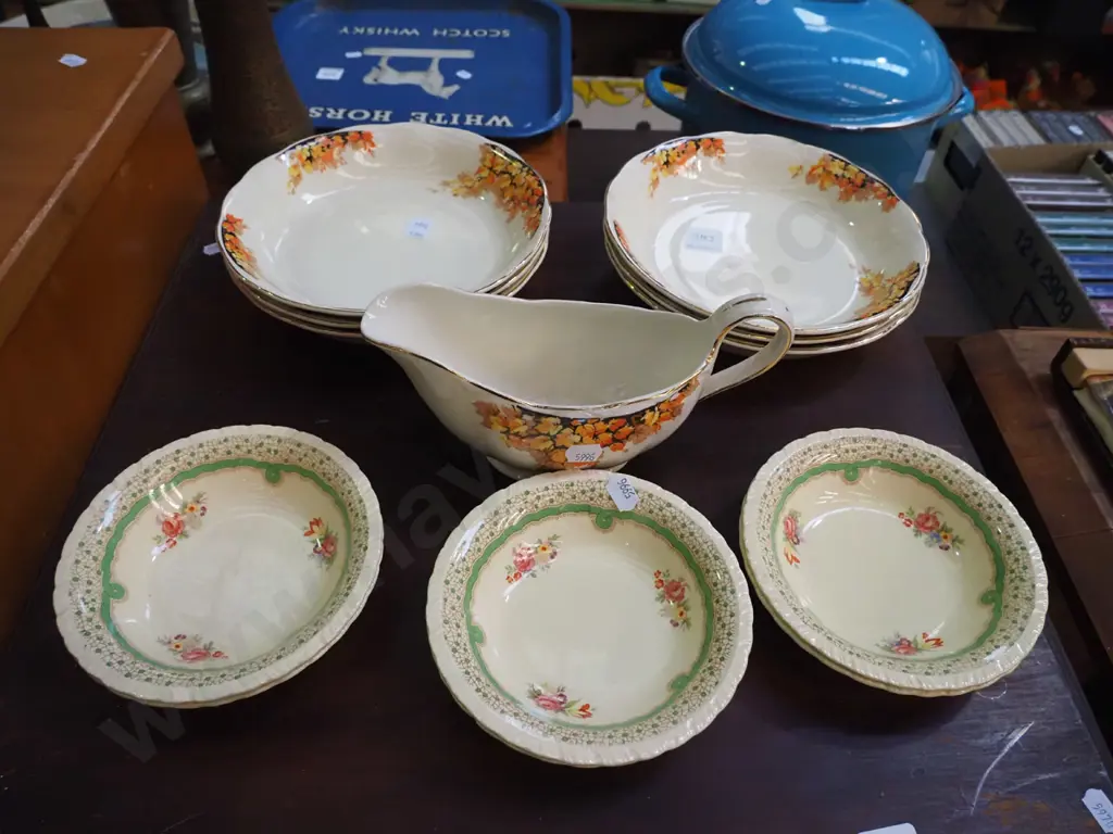 Grindley petal dishes, gravy boat, sweet dishes Image 1++