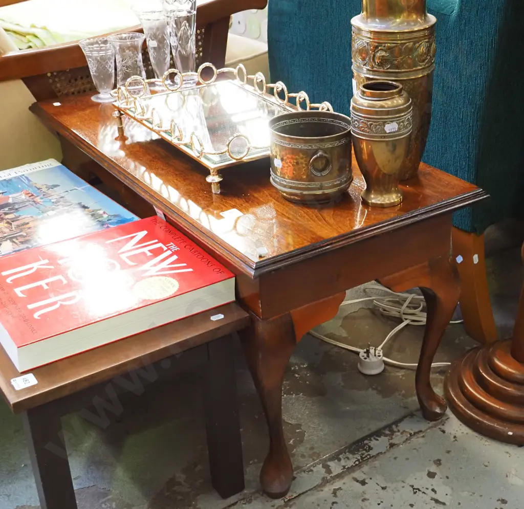 mahogany cab leg coffee table Image 1++