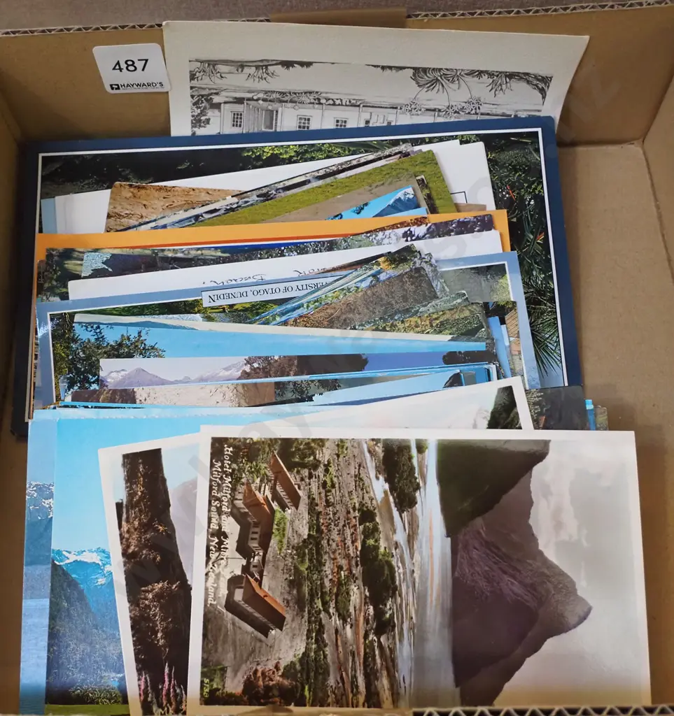 small box of postcards Image 1++