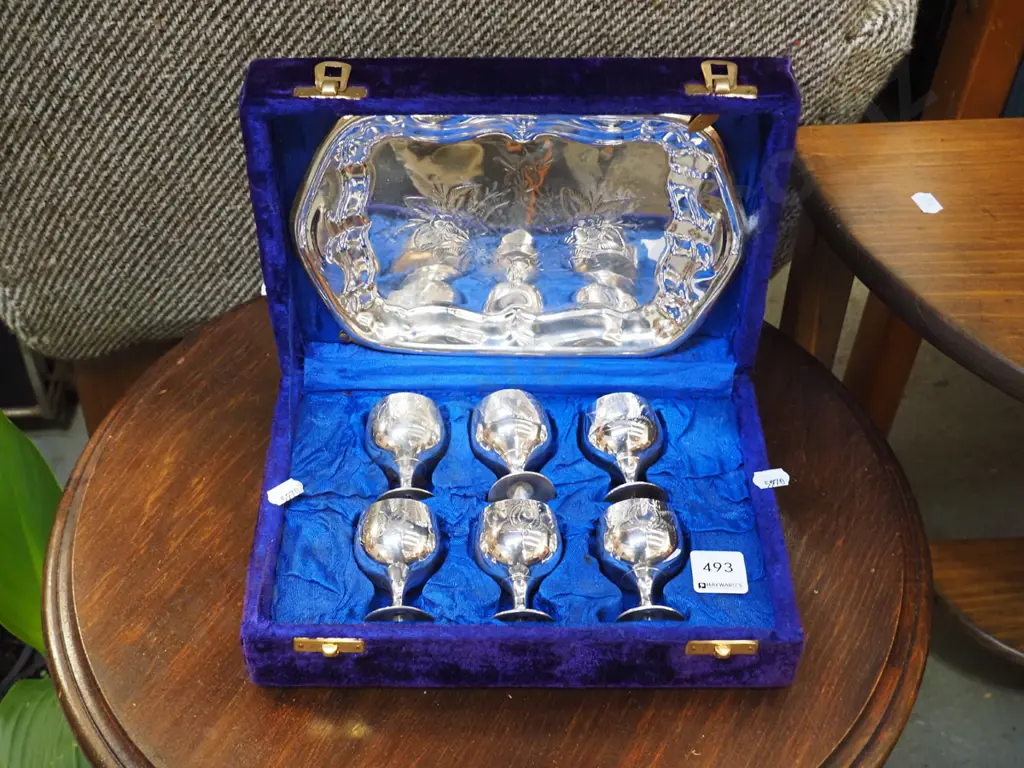 cased plated presentation set, tray, 6x small goblets Image 1++