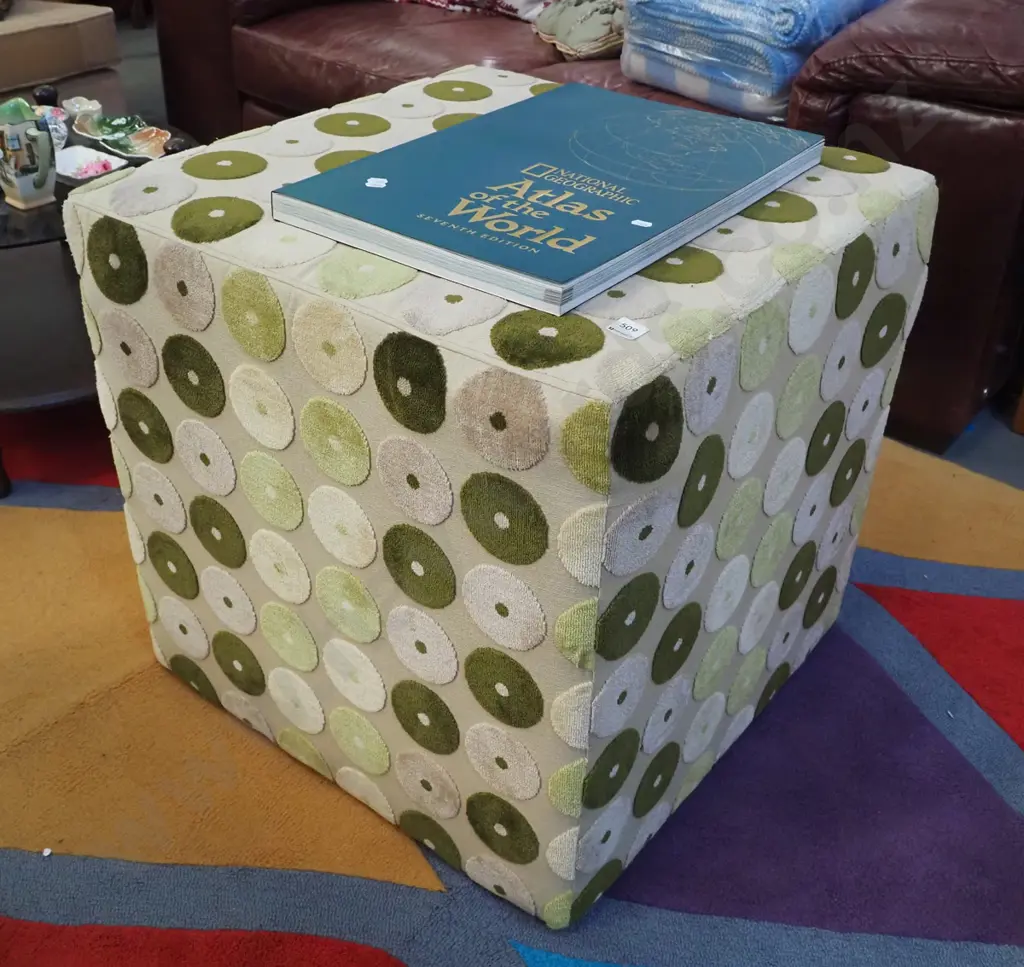 large green circle themed  ottoman H-600 W-640 D-620 Image 1++