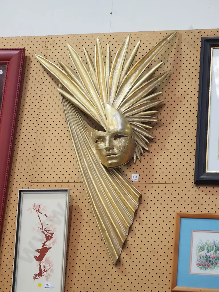 wall mounted masquerade mask Image 1++