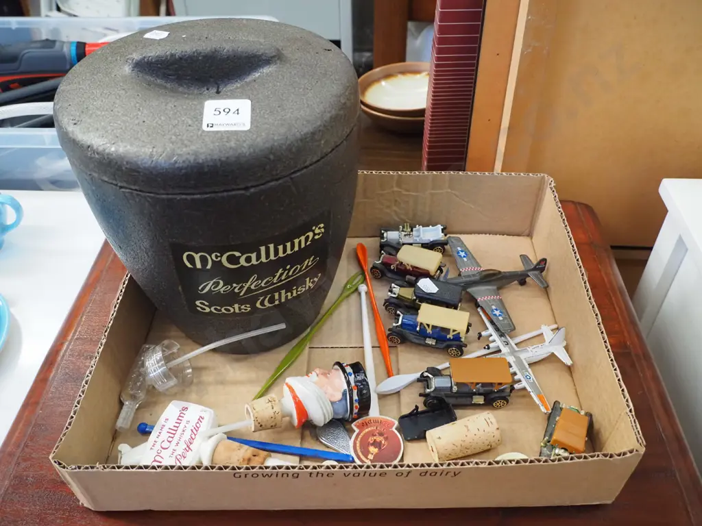 box; model vehicles, nip pourers, ice bucket Image 1++