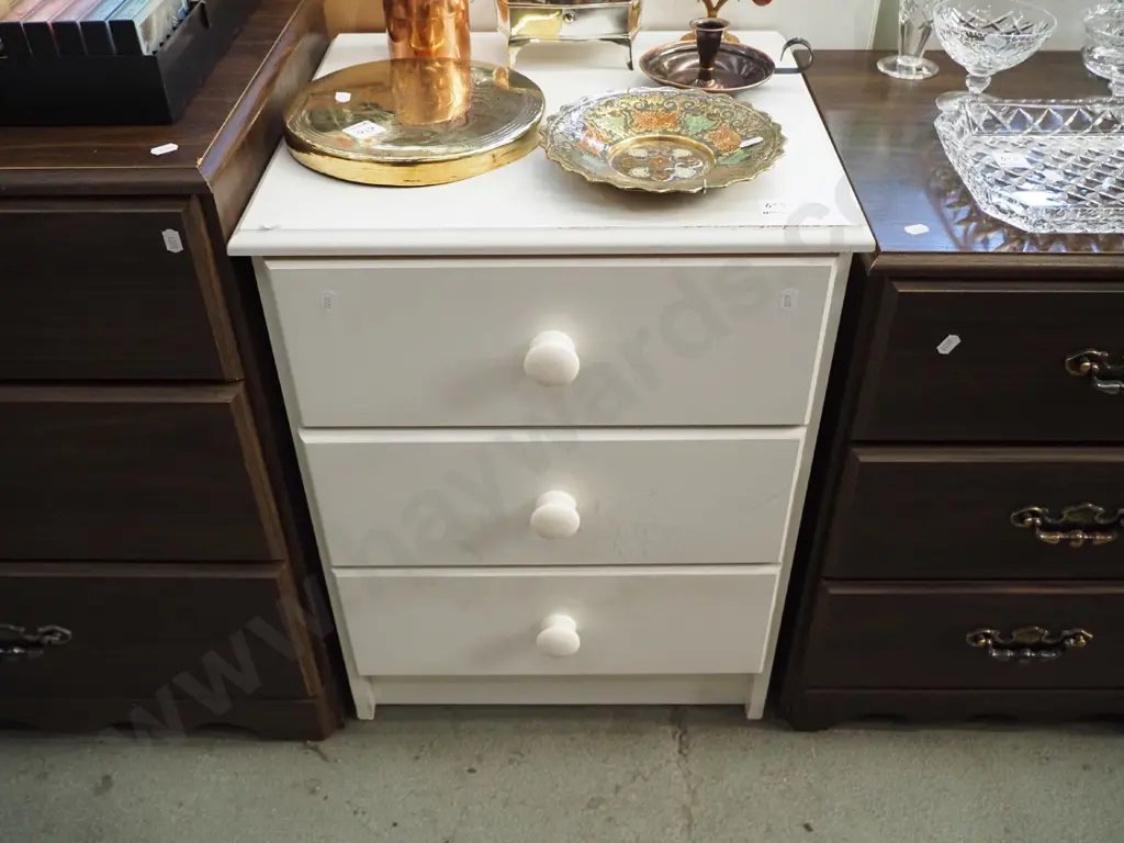 painted mdf bedside cabinet Image 1++