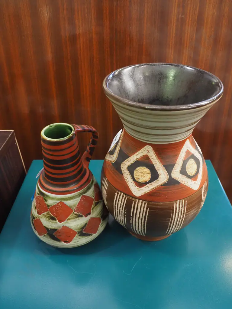2x German pottery vases - 1 has factory chip H-210 Image 1++