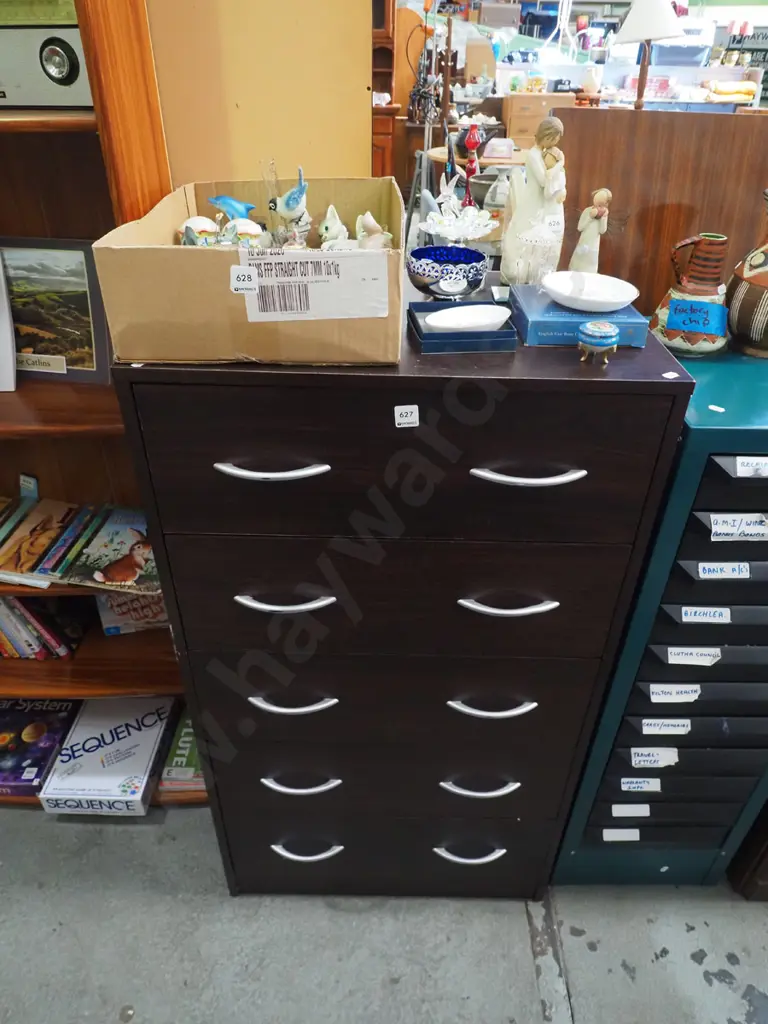 mdf faux wood veneer 5 drawer tall boy H-1090 W-605 D-400 Image 1++