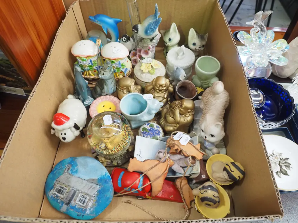box; figurines, novelty salt and peppers, trinket boxes etc Image 1++