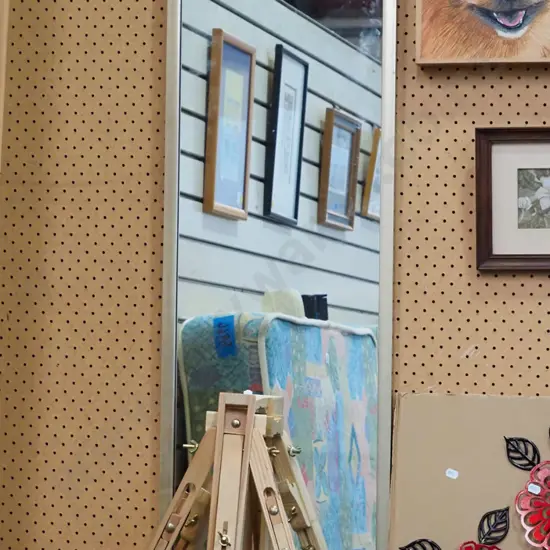 wall mirror