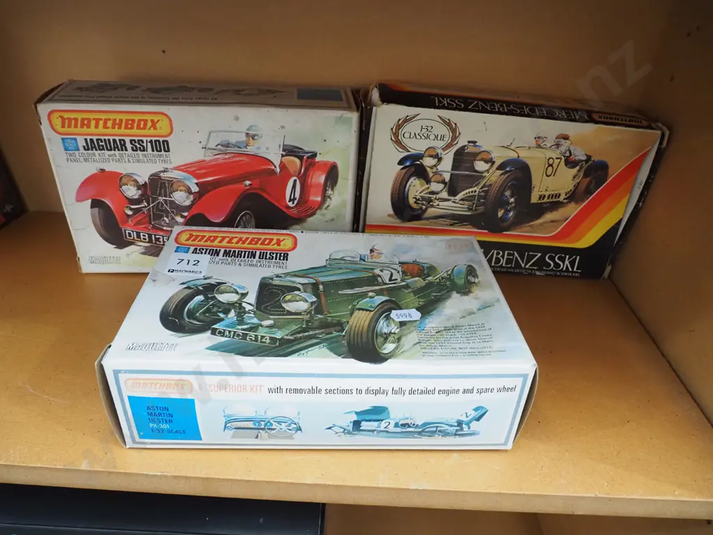3x yet to be assembled model vehicles Image 1++