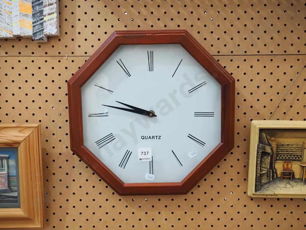 Quartz wall clock Image 1++