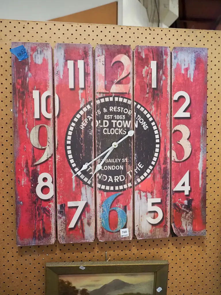 faux wood wall clock Image 1++