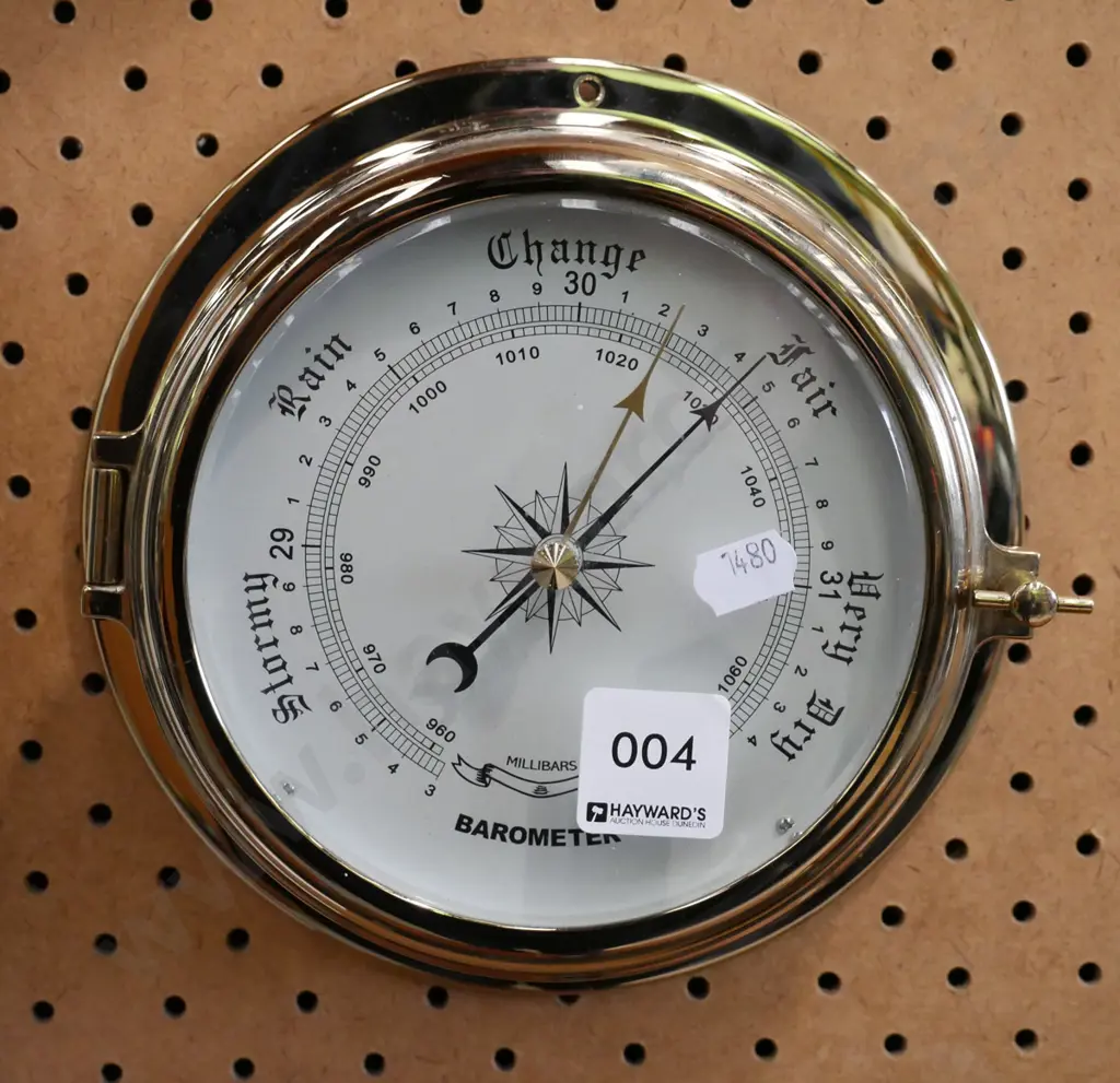 port hole barometer Image 1++