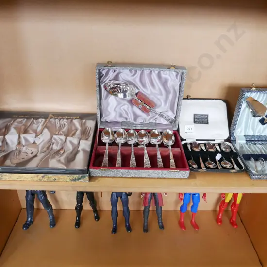 cased cutlery