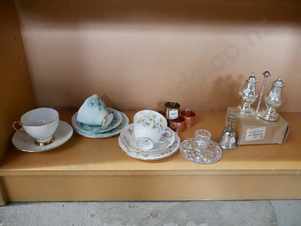 3x trios, copper napkin rings, crystal candlestick etc Image 1++