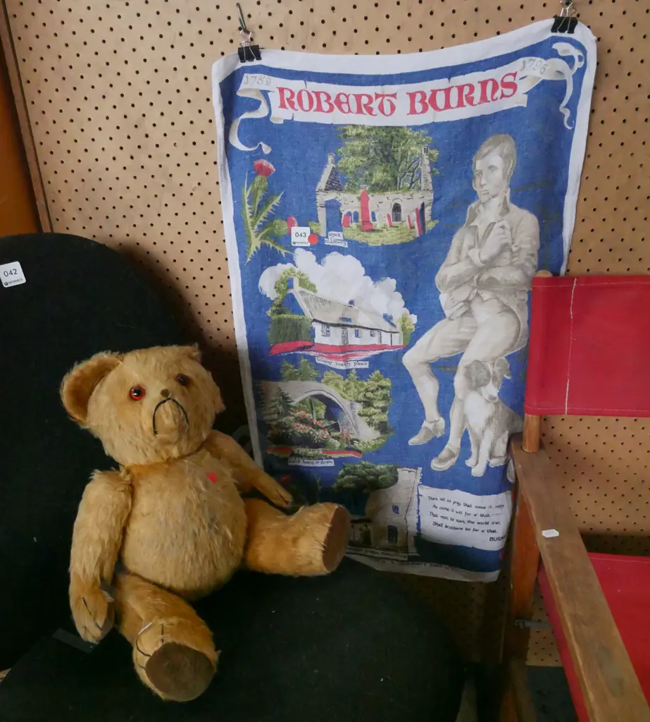 teddy bear, Robert Burns tea towel - red dots Image 1++