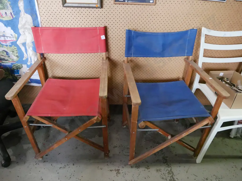 2x wood and canvas directors chairs Image 1++