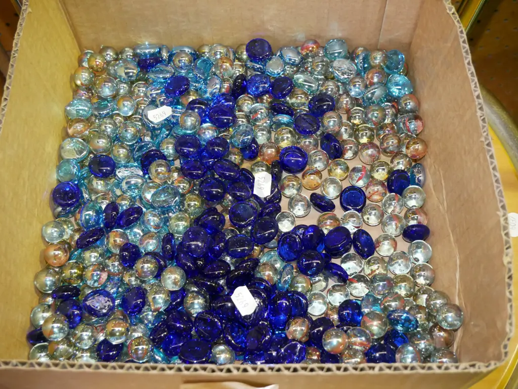 box of glass beads Image 1++
