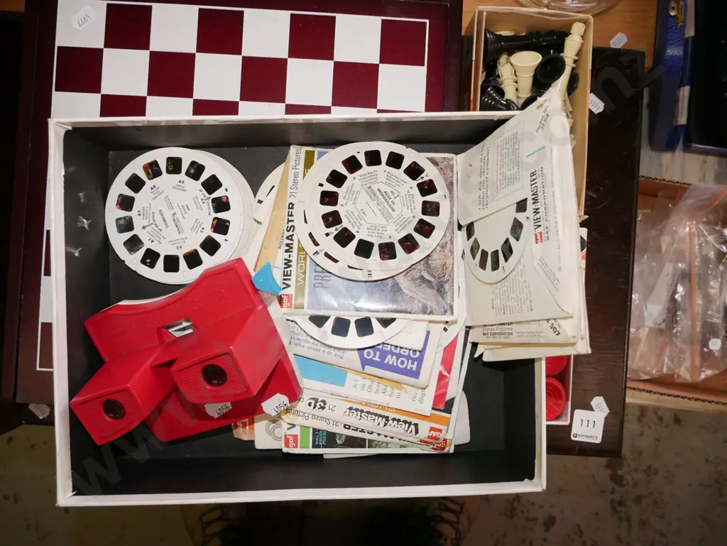 Viewmaster and various cartridges Image 1++