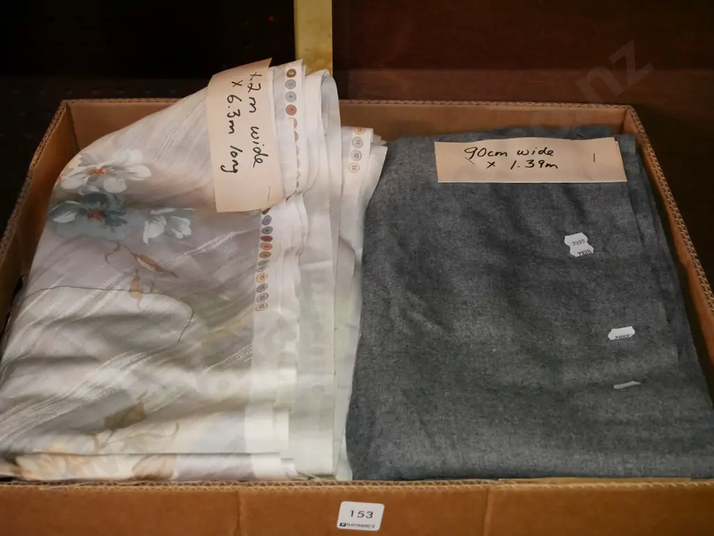 box of fabric Image 1++