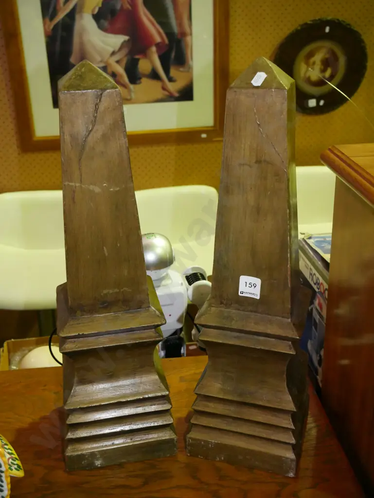 2x wooden cenotaphs H-480 Image 1++