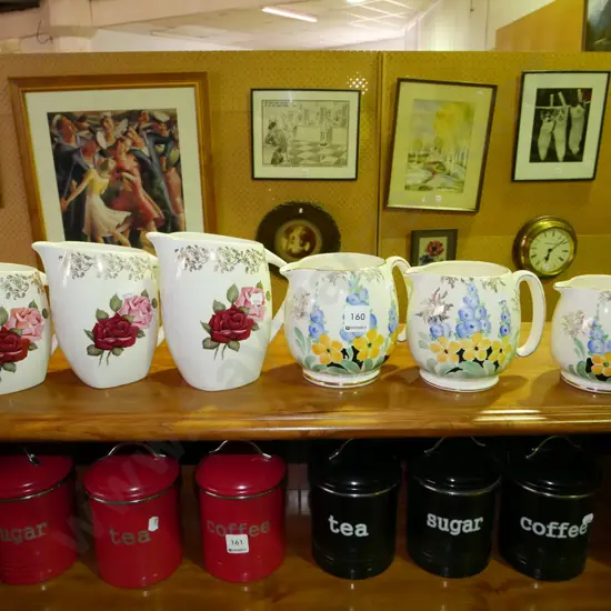 6x ceramic jugs
