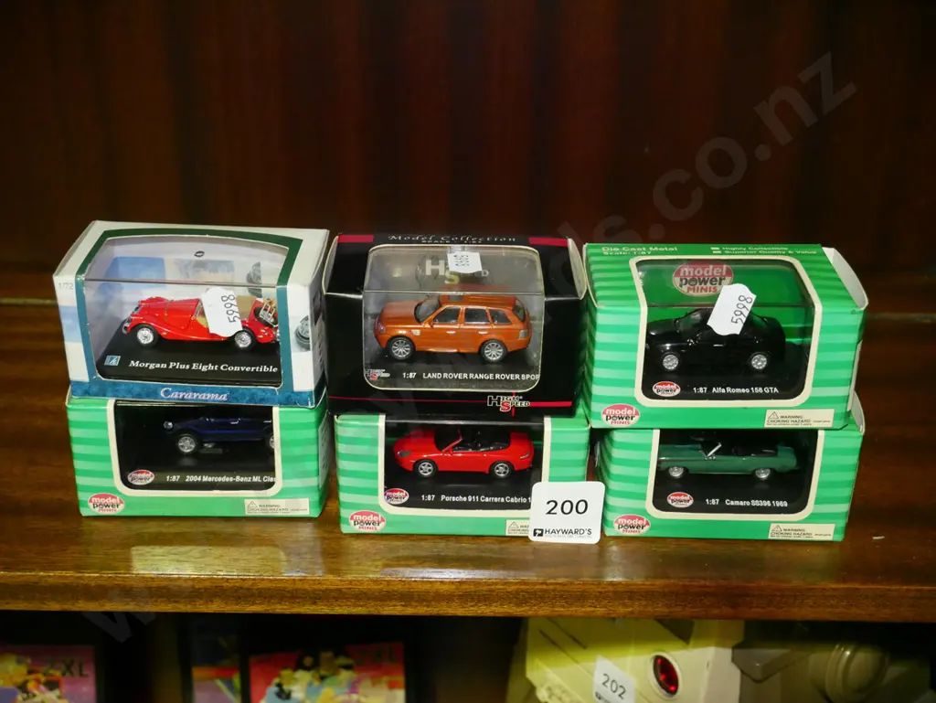 6x boxed mini model vehicles Image 1++