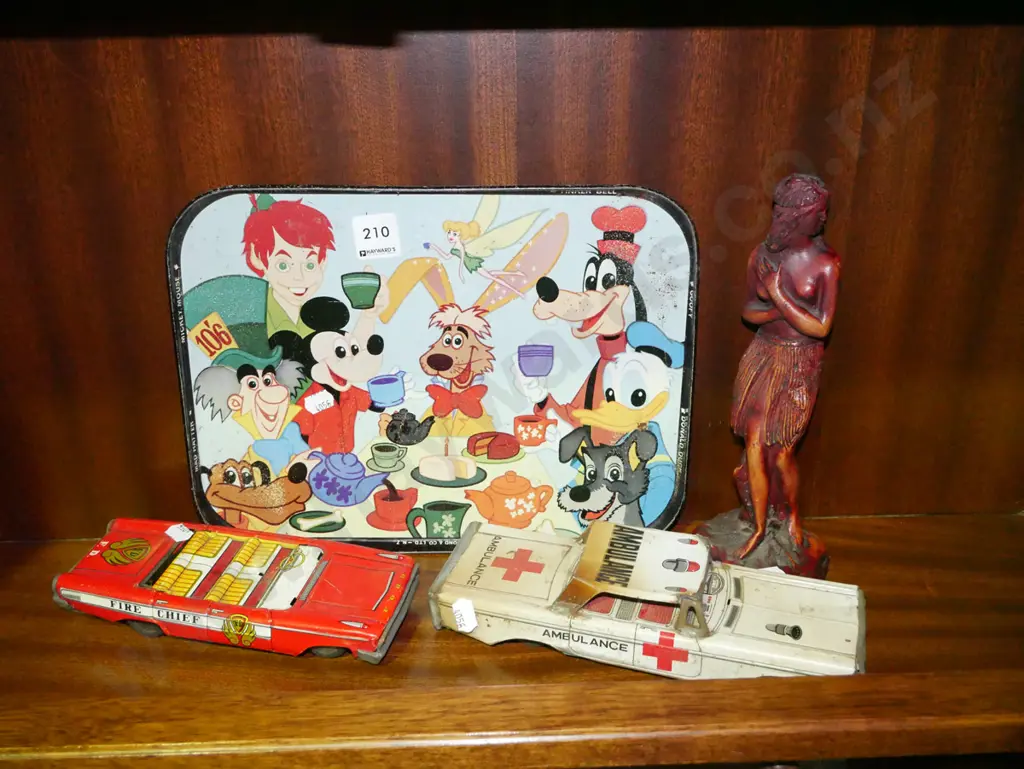early Disney tray, 2x vehicles - some damage, figurine Image 1++