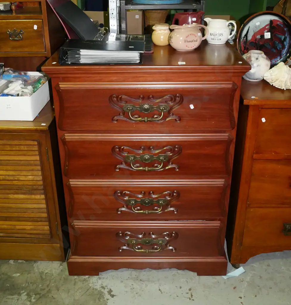 solid pine 4 drawer chest H-1030 W-740 D-520 Image 1++
