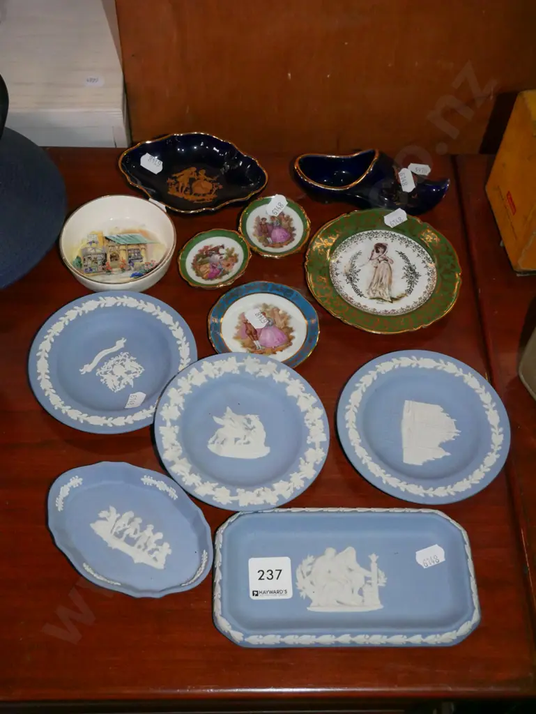 Limoges and Wedgwood dishes etc Image 1++