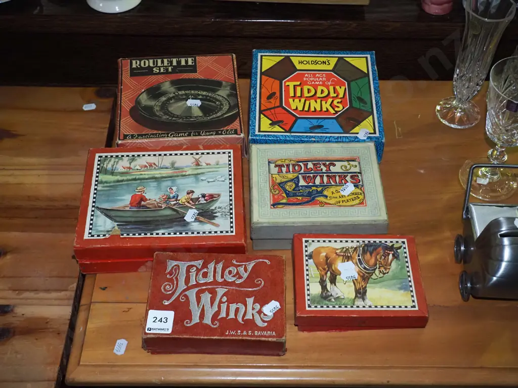 vintage Tiddlywinks and other games Image 1++