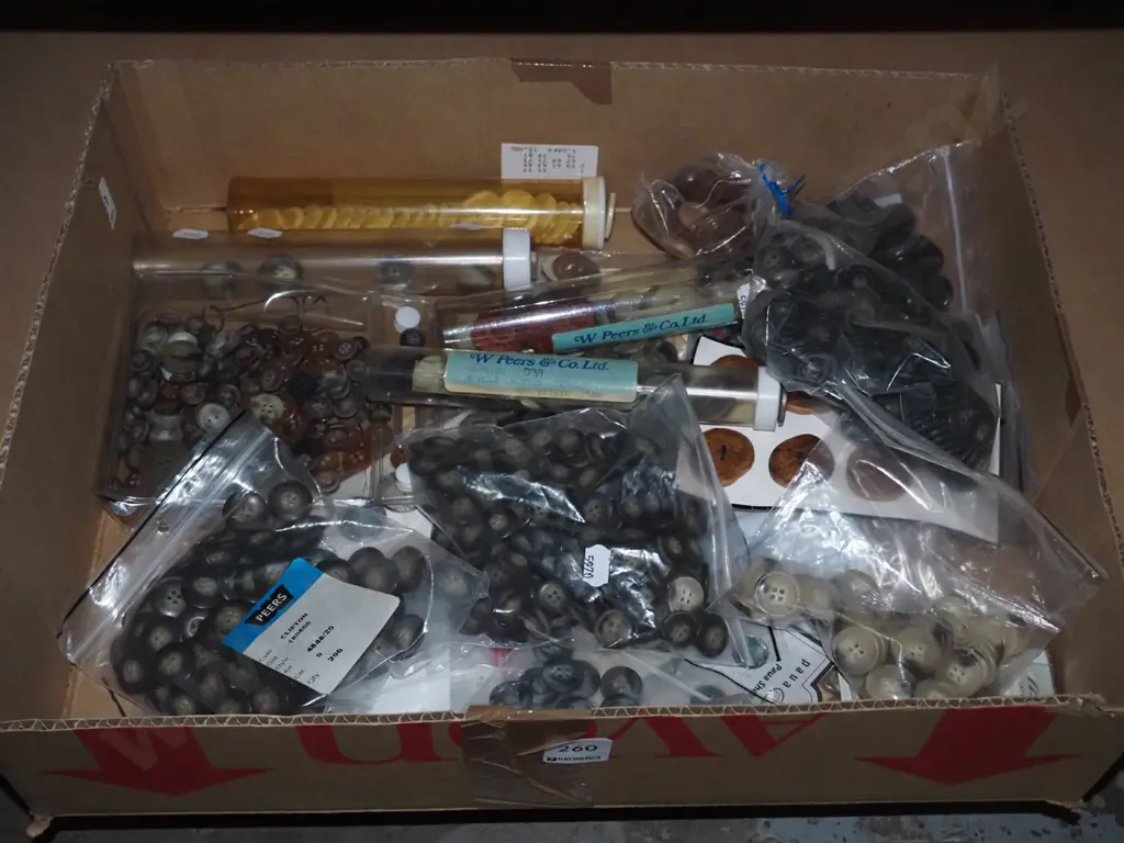 box of buttons Image 1++